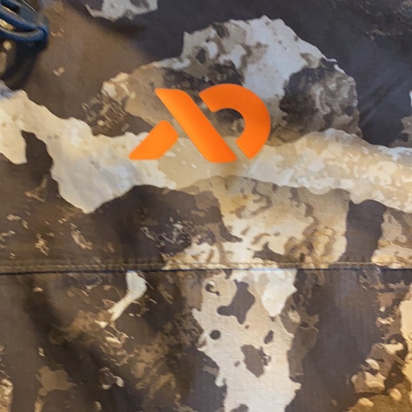 First Lite Vapor Rain Jacket in Cipher. XL - Picture 4 of 5